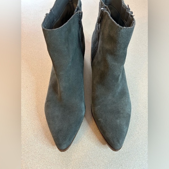 Bleecker and Bond Georgie Gray Suede Boho Rustic Booties - Picture 3 of 6